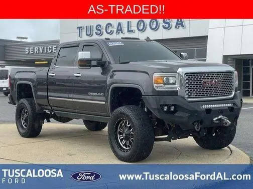 2016 GMC Sierra 2500HD Denali 4WD photo