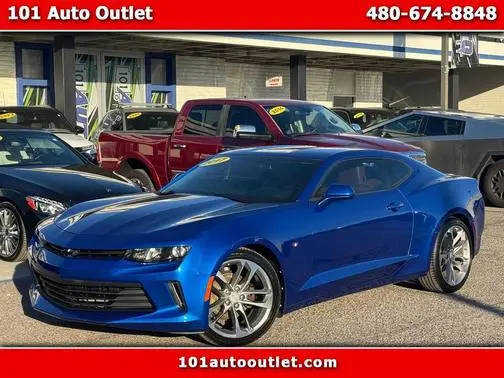 2017 Chevrolet Camaro 2LT RWD photo