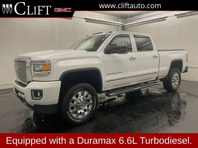 2016 GMC Sierra 2500HD Denali 4WD photo