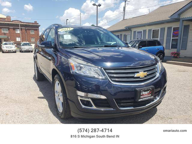 2017 Chevrolet Traverse LT FWD photo