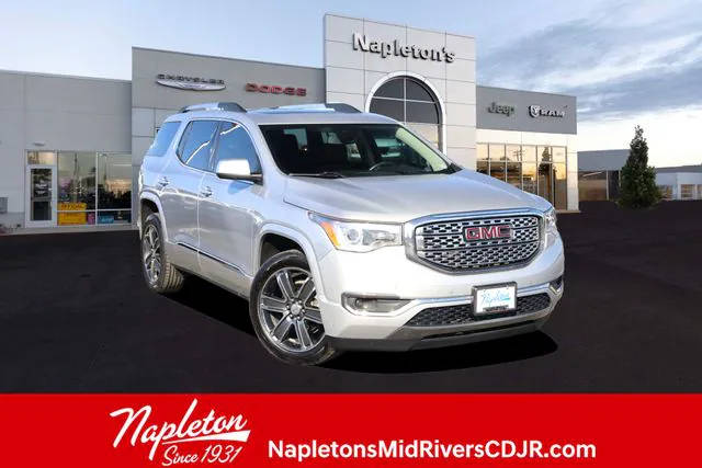 2017 GMC Acadia Denali FWD photo