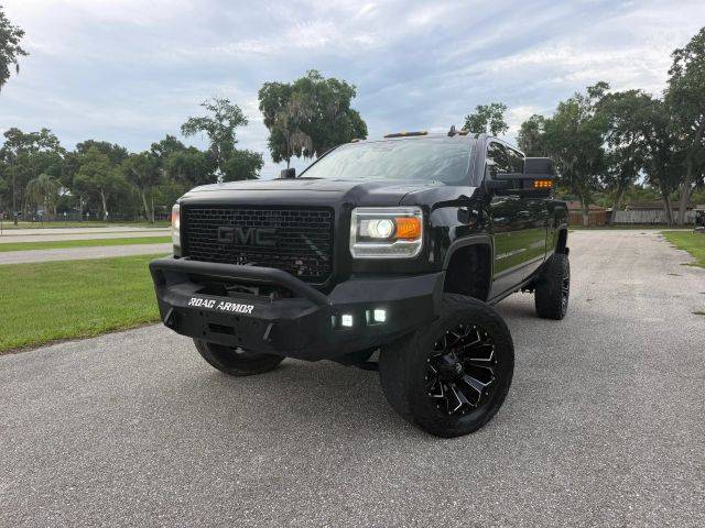2016 GMC Sierra 2500HD Denali 4WD photo