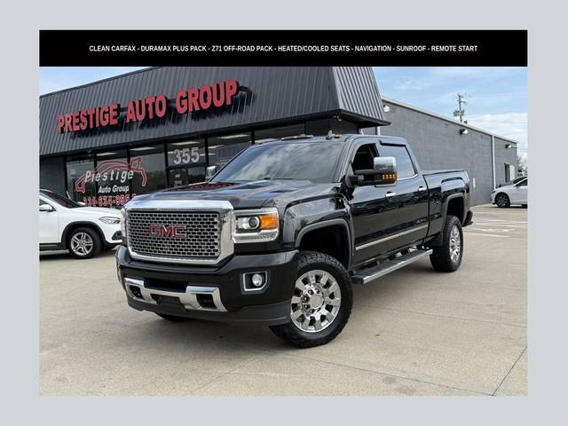 2016 GMC Sierra 2500HD Denali 4WD photo