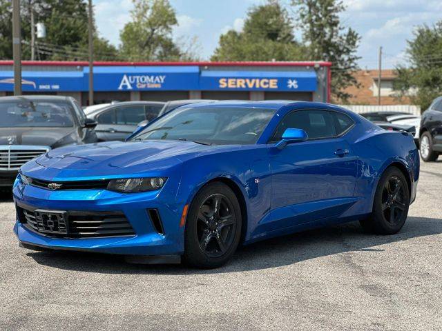 2017 Chevrolet Camaro 1LT RWD photo