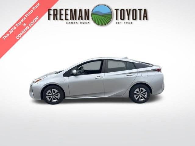 2016 Toyota Prius Four FWD photo