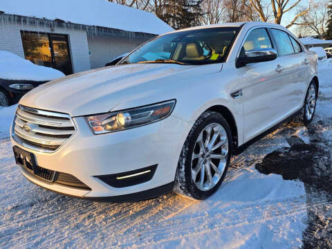 2016 Ford Taurus Limited FWD photo