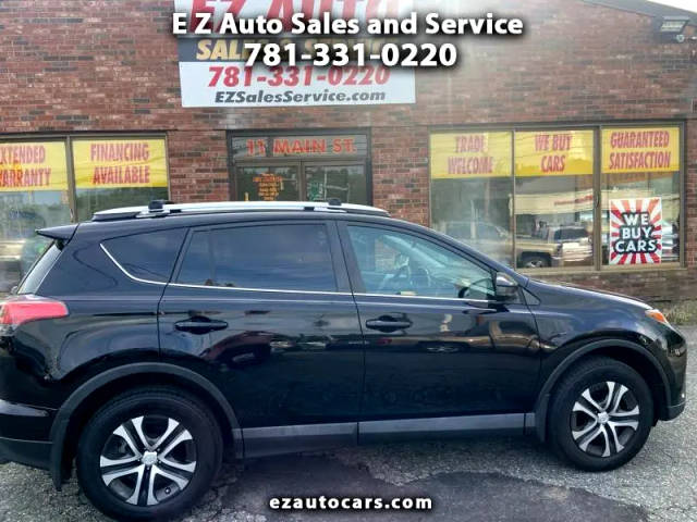 2016 Toyota RAV4 LE AWD photo