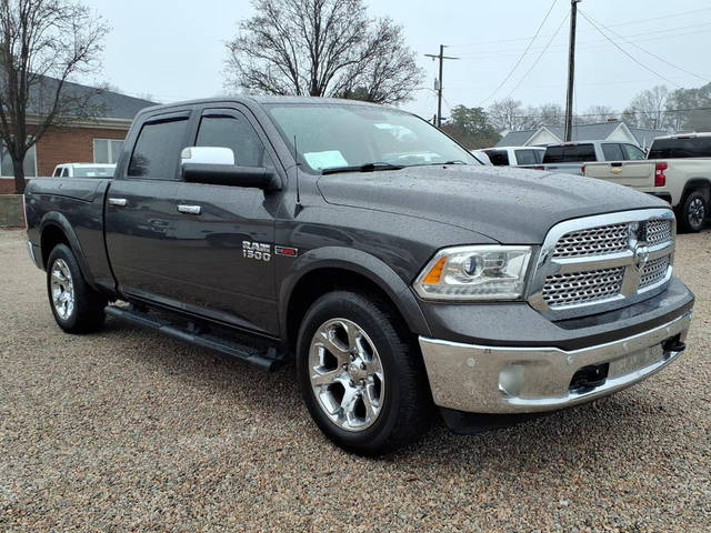 2016 Ram 1500 Laramie 4WD photo