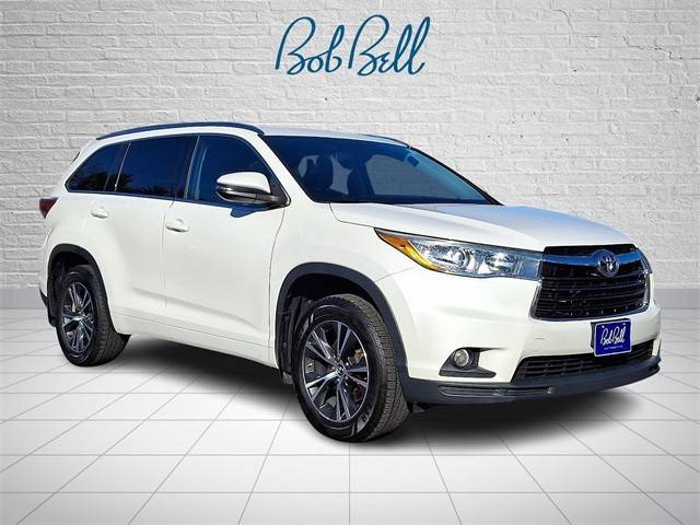 2016 Toyota Highlander XLE AWD photo