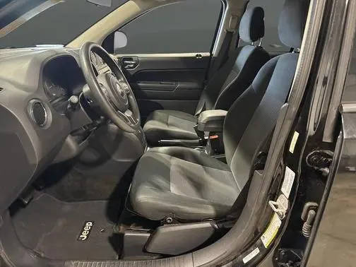 2015 Jeep Compass Sport 4WD photo