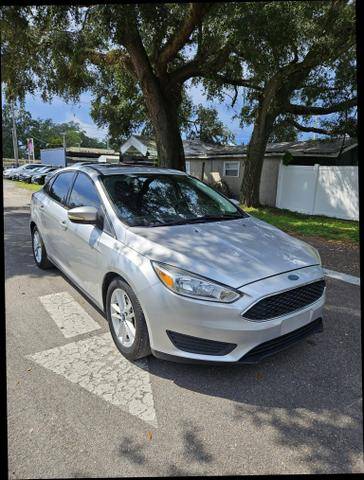 2015 Ford Focus SE FWD photo