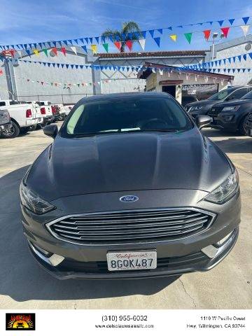 2017 Ford Fusion SE FWD photo