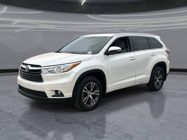 2016 Toyota Highlander XLE AWD photo