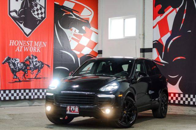 2016 Porsche Cayenne S AWD photo