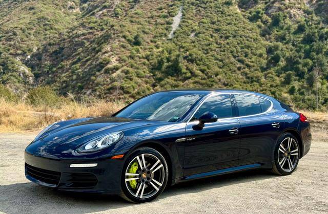 2016 Porsche Panamera S E-Hybrid RWD photo