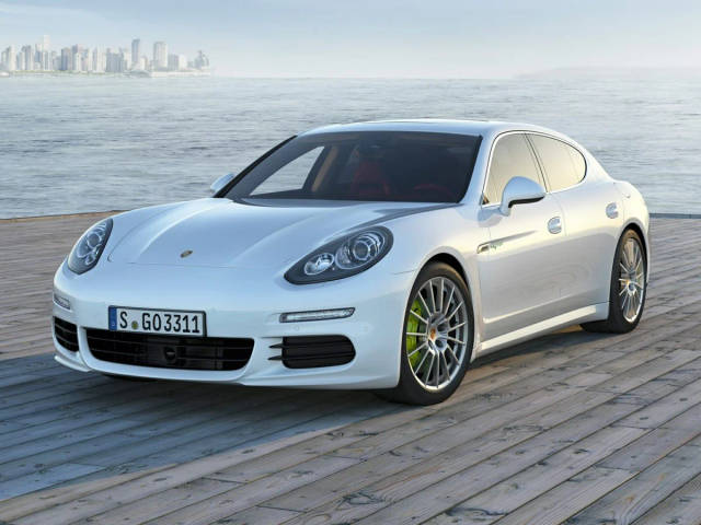 2016 Porsche Panamera S E-Hybrid RWD photo
