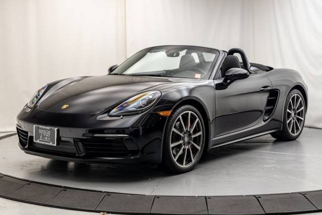 2017 Porsche Boxster S RWD photo