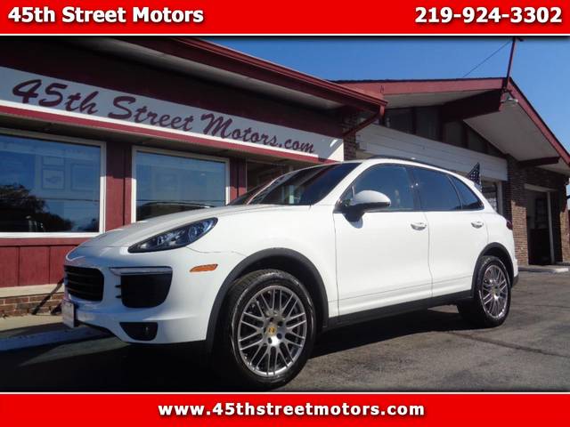 2016 Porsche Cayenne  AWD photo