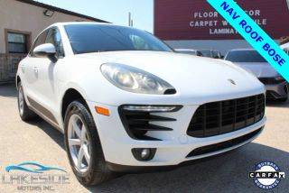 2017 Porsche Macan AWD photo