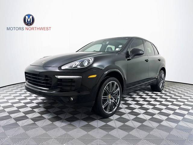 2017 Porsche Cayenne Platinum Edition AWD photo