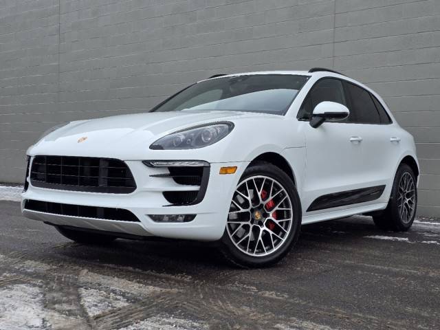 2017 Porsche Macan GTS AWD photo