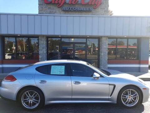 2016 Porsche Panamera 4 AWD photo