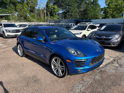 2017 Porsche Macan AWD photo