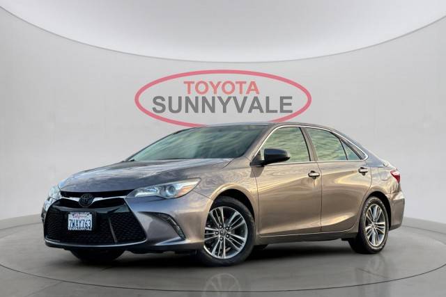 2017 Toyota Camry SE FWD photo