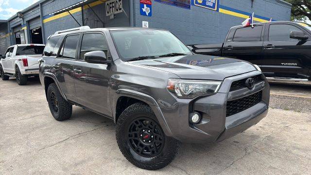 2016 Toyota 4Runner SR5 RWD photo