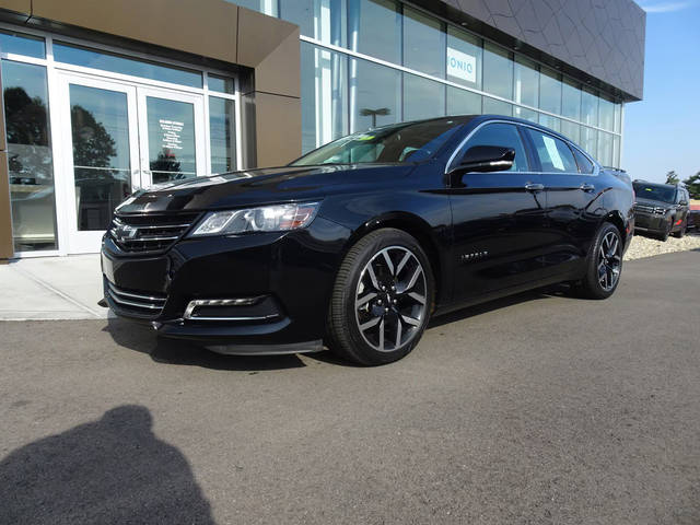 2017 Chevrolet Impala Premier FWD photo