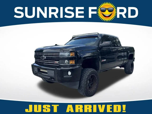 2016 Chevrolet Silverado 2500HD LT 4WD photo