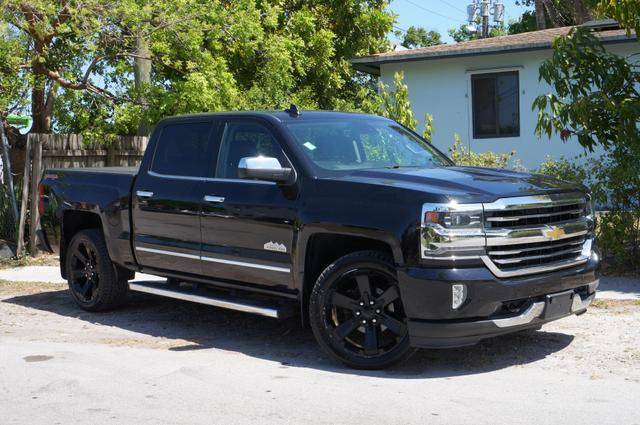 2017 Chevrolet Silverado 1500 High Country 4WD photo