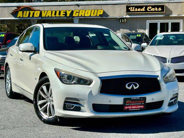 2016 Infiniti Q50 3.0t Premium AWD photo