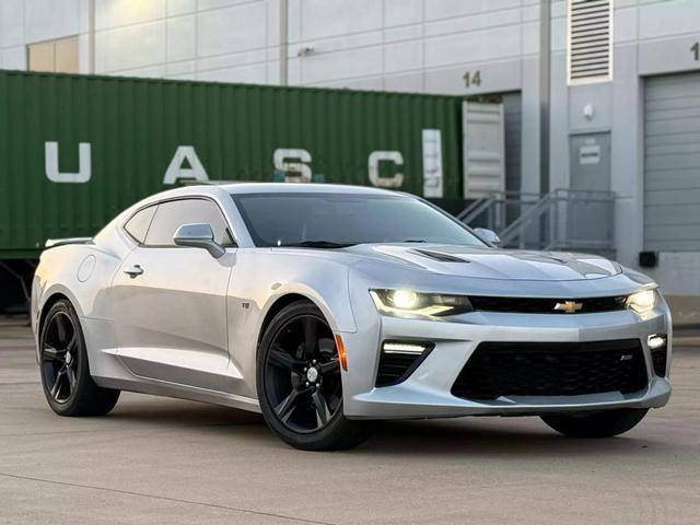 2017 Chevrolet Camaro 2SS RWD photo