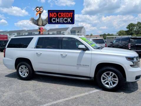 2016 Chevrolet Suburban LT RWD photo