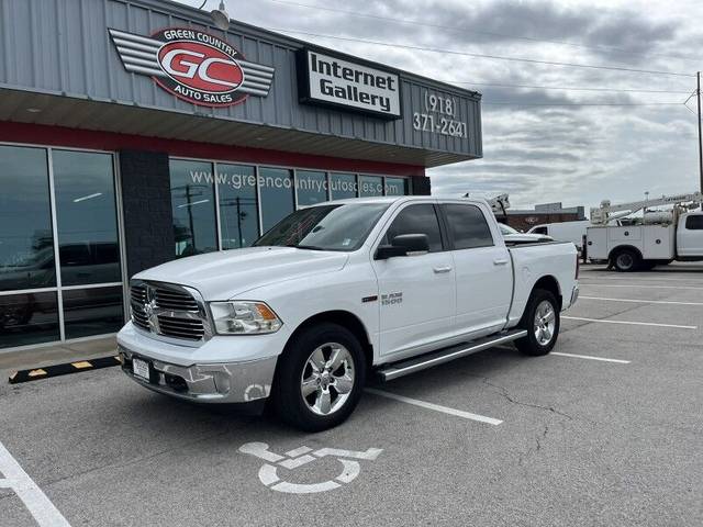 2016 Ram 1500 Big Horn 4WD photo