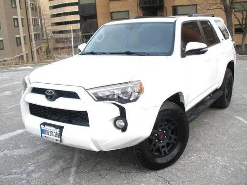 2016 Toyota 4Runner SR5 RWD photo
