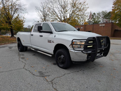 2016 Ram 3500 Tradesman 4WD photo