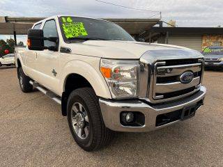 2016 Ford F-350 Super Duty Lariat 4WD photo