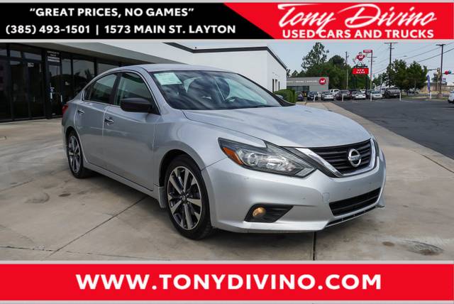 2016 Nissan Altima 2.5 SR FWD photo