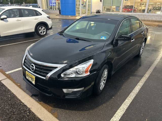 2015 Nissan Altima 2.5 S FWD photo