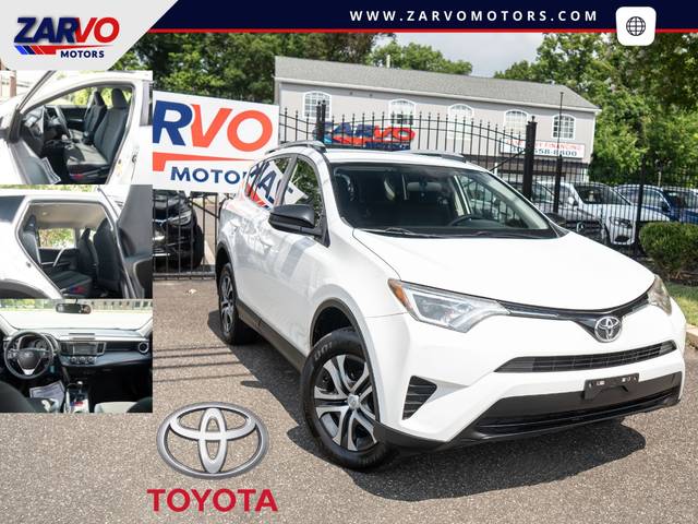 2016 Toyota RAV4 LE FWD photo