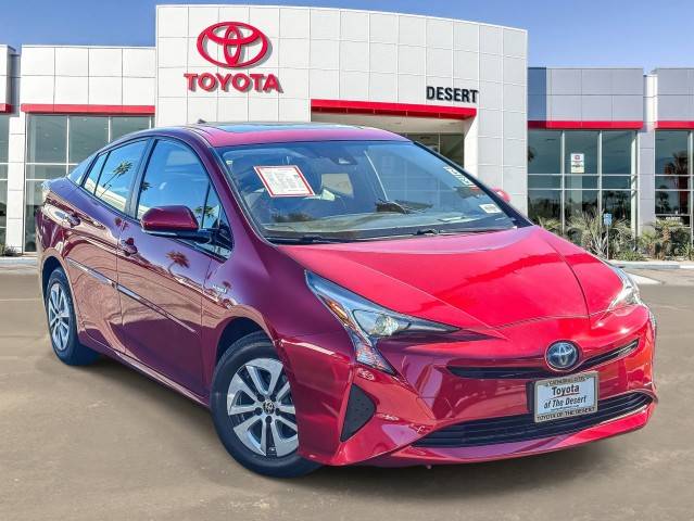 2016 Toyota Prius Four FWD photo