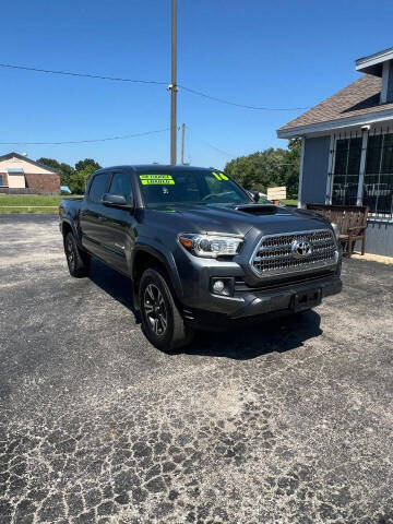 2016 Toyota Tacoma TRD Sport 4WD photo