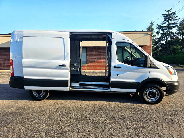 2016 Ford Transit Van  RWD photo