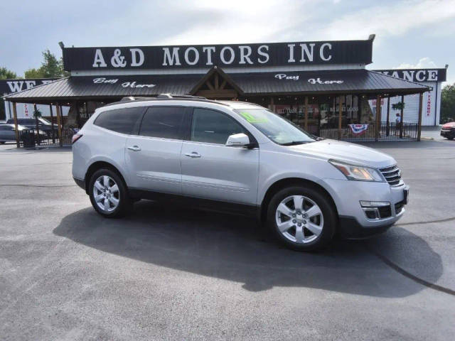 2017 Chevrolet Traverse LT AWD photo