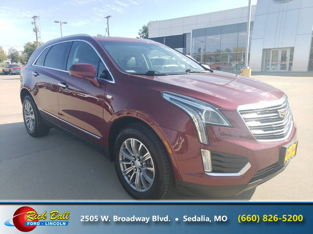 2017 Cadillac XT5 Luxury FWD FWD photo