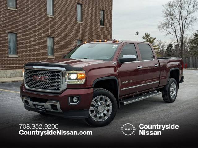 2016 GMC Sierra 2500HD Denali 4WD photo