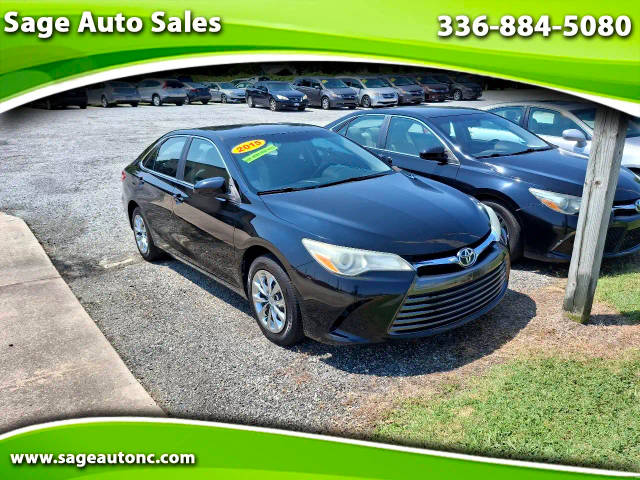 2015 Toyota Camry LE FWD photo