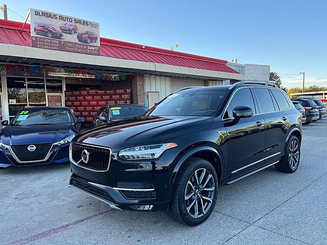 2017 Volvo XC90 Momentum AWD photo